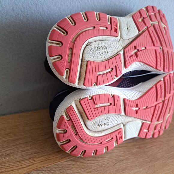 Brooks Adrenaline GTS 22 Womens 8.5 40 Medium Running Shoe Sneaker Black Purple - Picture 12 of 15